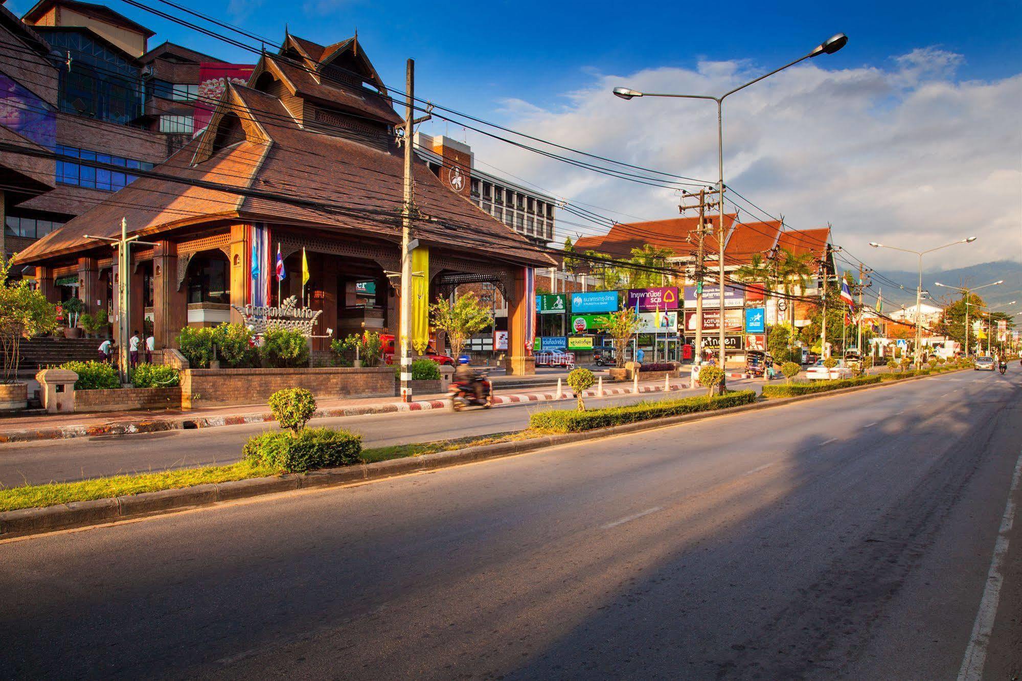 Baan Din Ki Hotel Chiang Mai Exterior photo